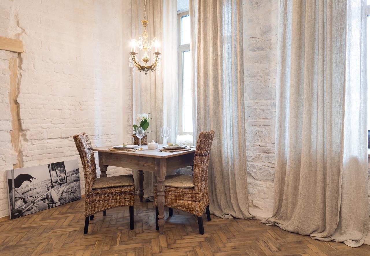 Overture Studio Kam'janec'-Podil's'kyj Esterno foto